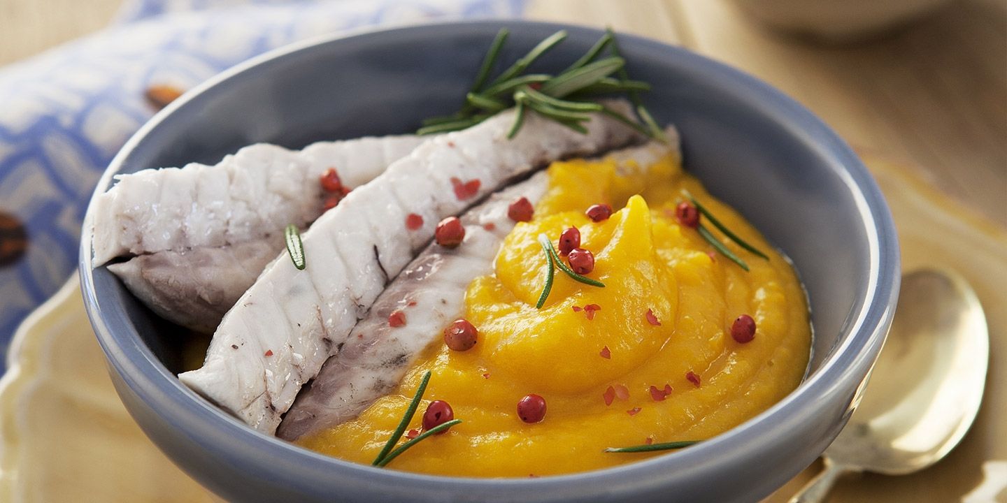 Crema di zucca mantovana con filetti di sgombro al rosmarino