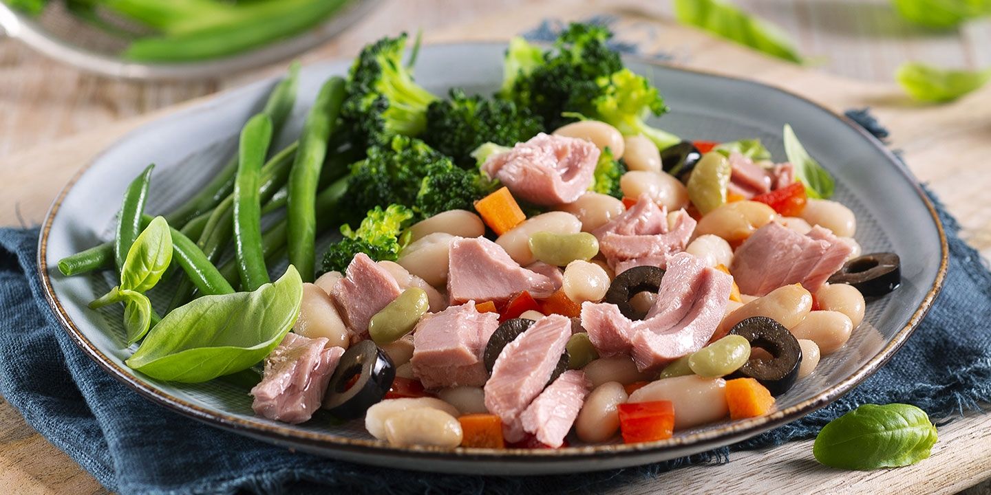 Insalatissime Fagioli con verdure cotte e basilico