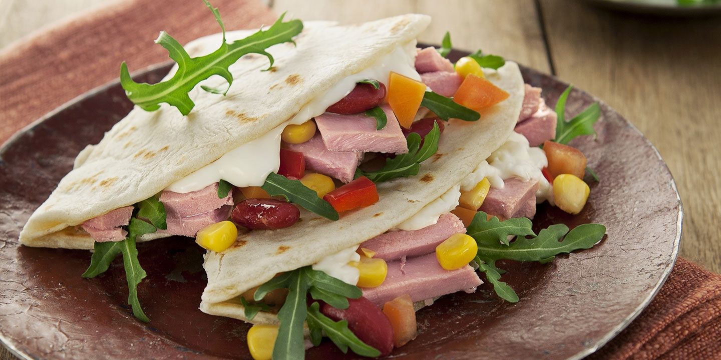 Piadina romagnola con Insalatissime Messicana e squacquerone