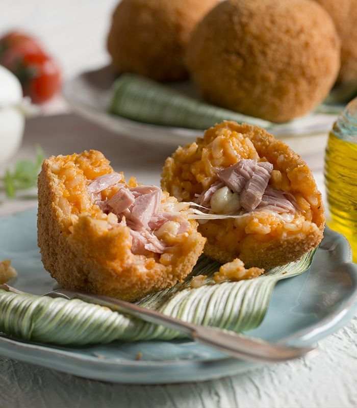 Arancini filanti tonno e mozzarella