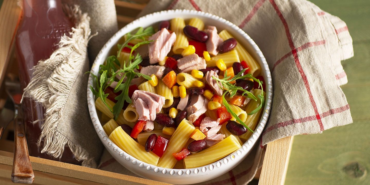 Insalata di pasta gustosa con Insalatissime messicana