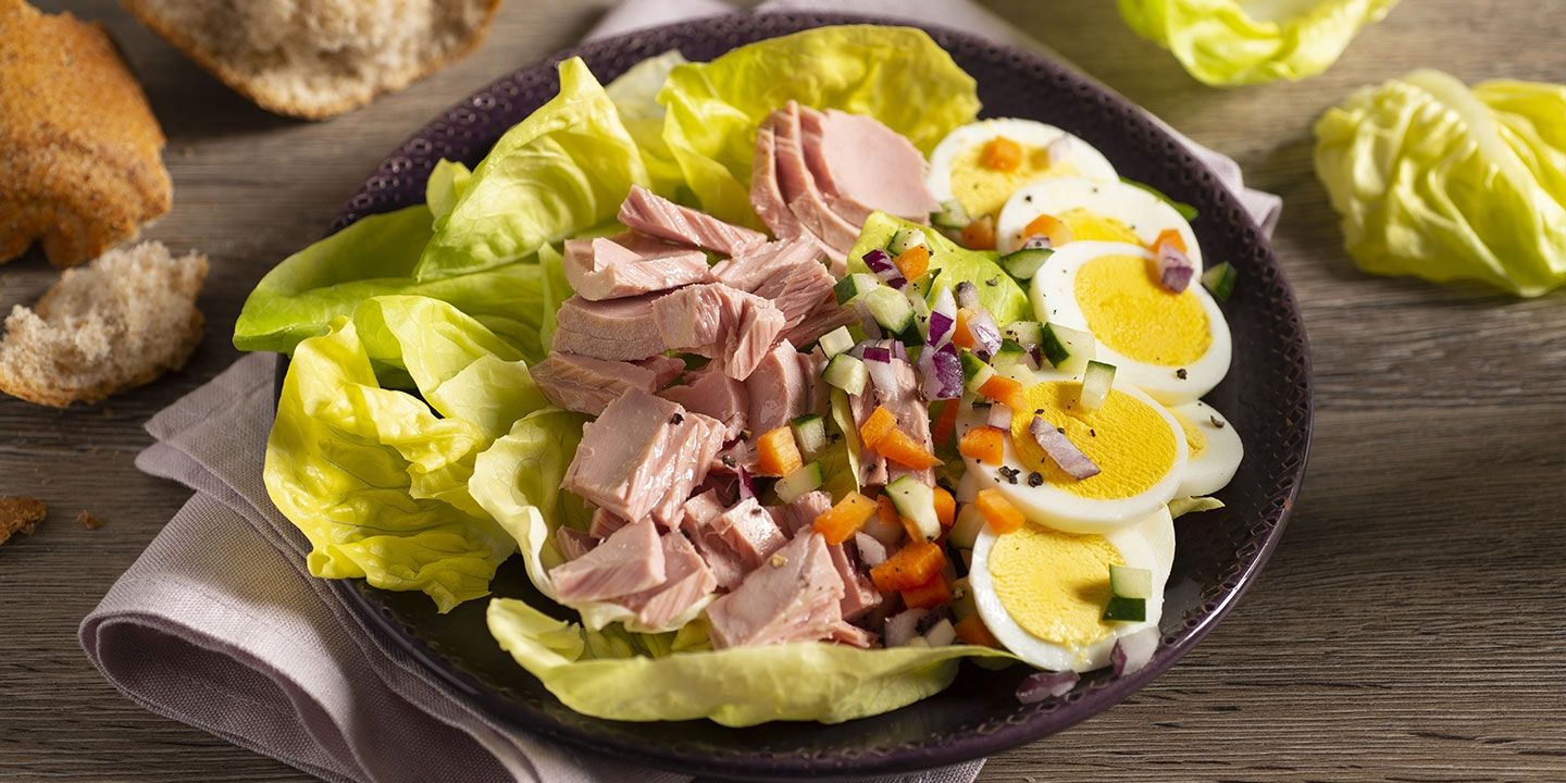 Insalata con tonno e uova