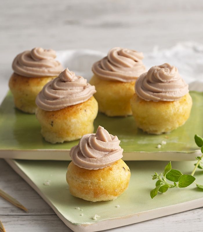 Mini muffin al parmigiano con Paté Rio Mare Tonno