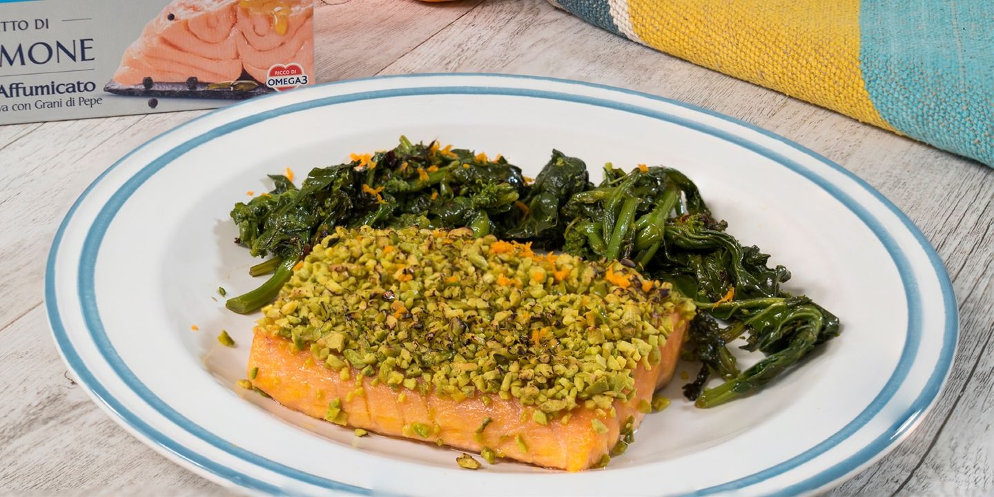 Salmone Rio Mare Affumicato in crosta di pistacchio e friariello napoletano