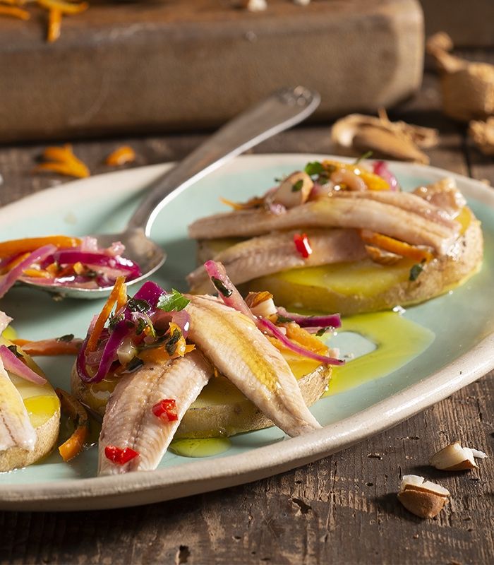 Filetti di sardine con patate e salsa all’arancia