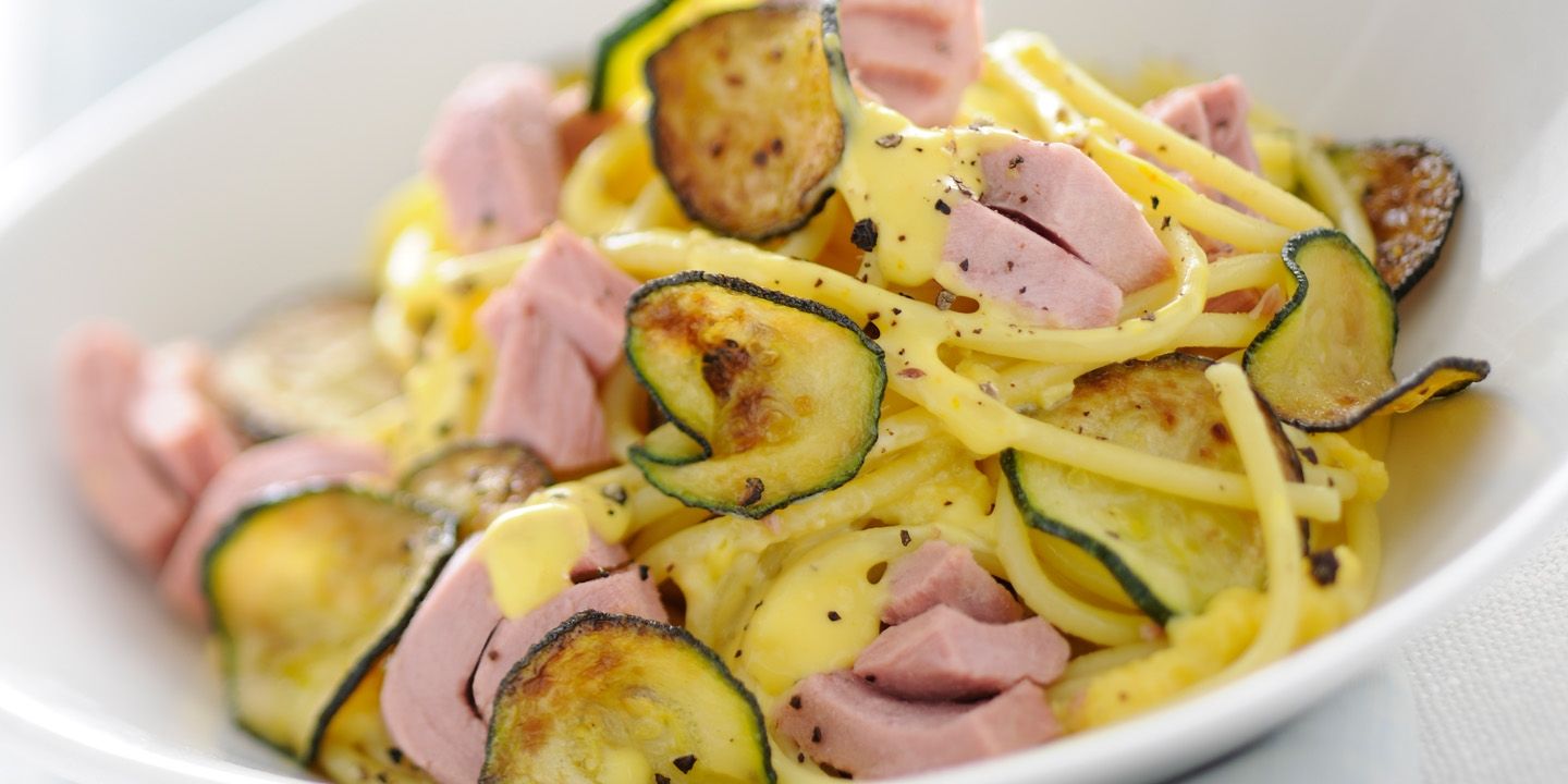 Spaghetti alla carbonara con Tonno e zucchine