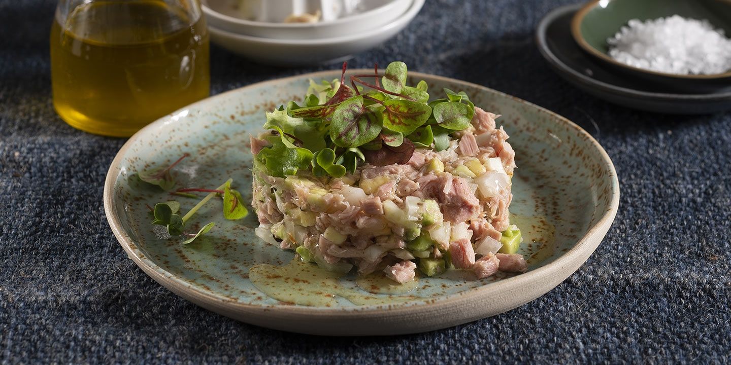 Tartare di tonno con avocado e finocchi